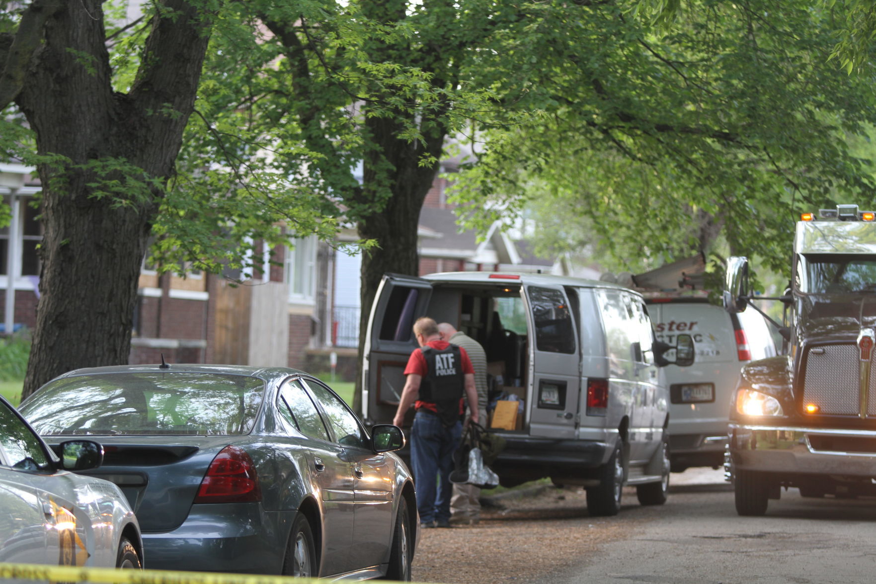 Police investigate shooting in Gary